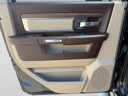 Used 2018 RAM 1500 Laramie w/ Convenience Group AWD/4WD image 26