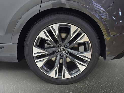New 2026 Audi Q8 Premium Plus AWD/4WD image 32