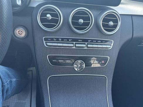 Used 2019 Mercedes-Benz C 300 Sedan image 35