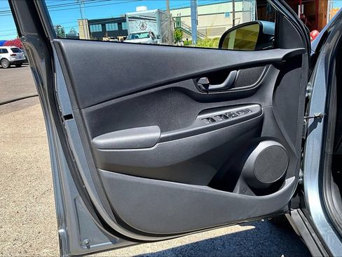 Used 2021 Hyundai Kona SEL AWD/4WD image 22