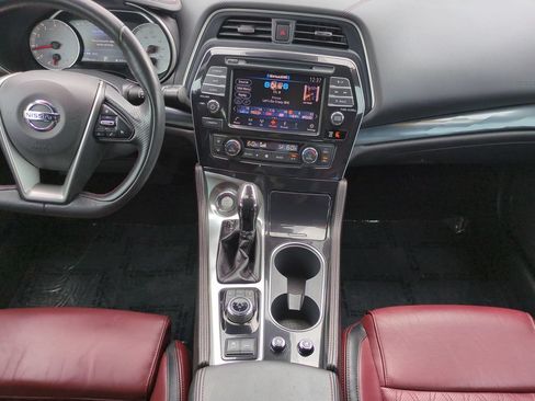 Certified 2021 Nissan Maxima Platinum w/ 40th Anniversary Package FWD image 15