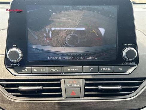 Used 2025 Nissan Altima 2.5 SV AWD/4WD image 24