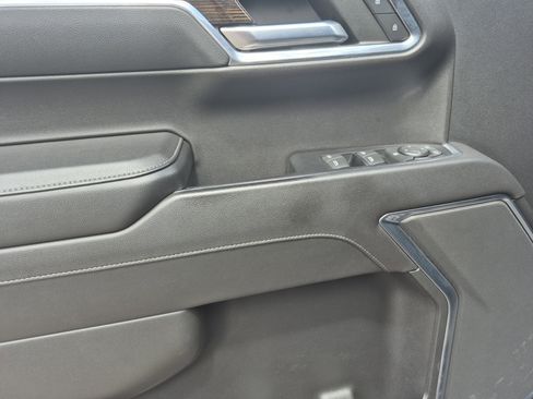 Used 2022 GMC Sierra 1500 SLE AWD/4WD image 15