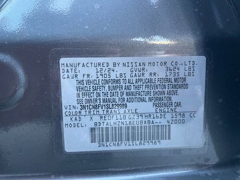 New 2025 Nissan Versa SR w/ Trunk Package image 37