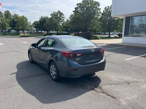 Used 2015 MAZDA MAZDA3 i Sport FWD image 6