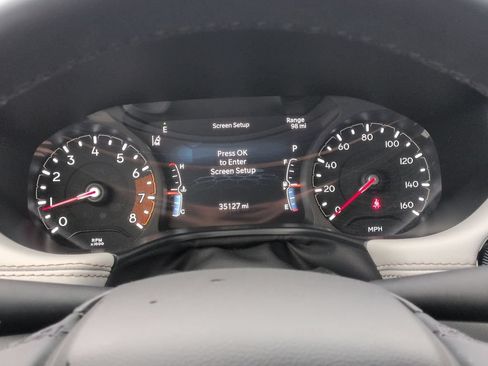 Used 2025 Jeep Compass Limited AWD/4WD image 16