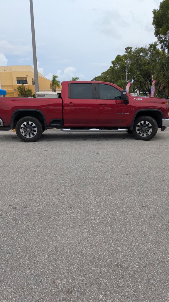 Used 2024 Chevrolet Silverado 2500 LT w/ All Star Edition AWD/4WD image 1