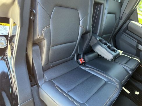 Used 2024 Ford Bronco Badlands AWD/4WD image 27
