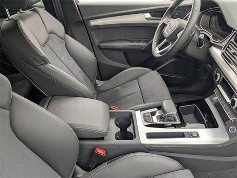 Used 2024 Audi Q5 e Premium Plus image 13