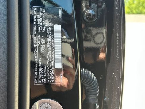 Certified 2026 Volvo XC40 B5 Plus AWD/4WD image 33