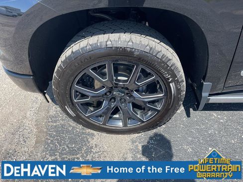 Used 2026 Chevrolet Silverado 1500 High Country w/ High Country Premium Package AWD/4WD image 10
