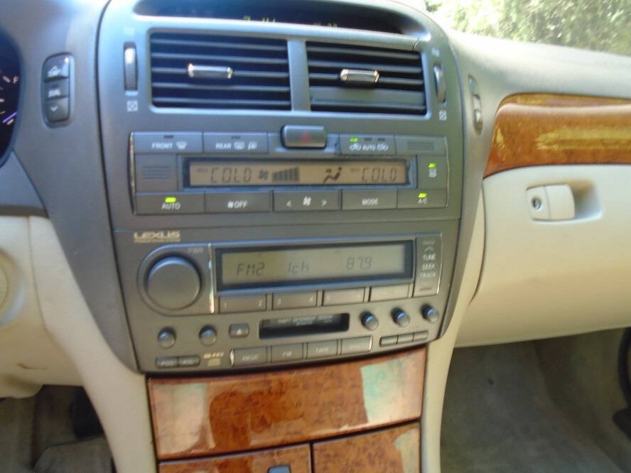 Used 2005 Lexus LS 430 RWD image 13
