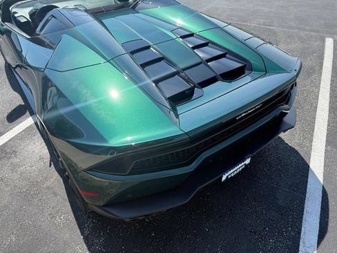 Used 2016 Lamborghini Huracan LP 610-4 AWD/4WD image 6
