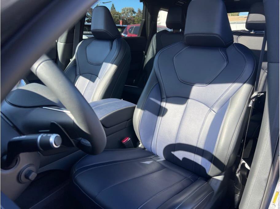 Used 2026 INFINITI QX60 Sport w/ Dark Cargo Package AWD/4WD image 7