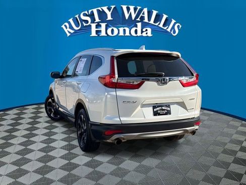 Used 2018 Honda CR-V Touring image 3