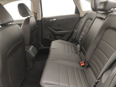 Used 2024 Volkswagen Jetta SE image 18