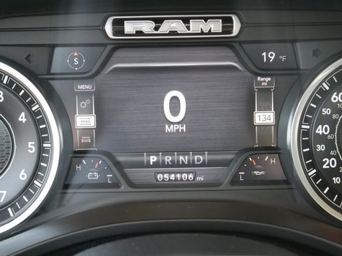 Used 2019 RAM 1500 Laramie image 29