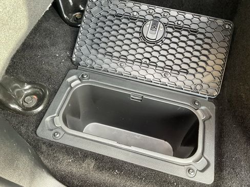 Used 2015 RAM 1500 Limited image 24