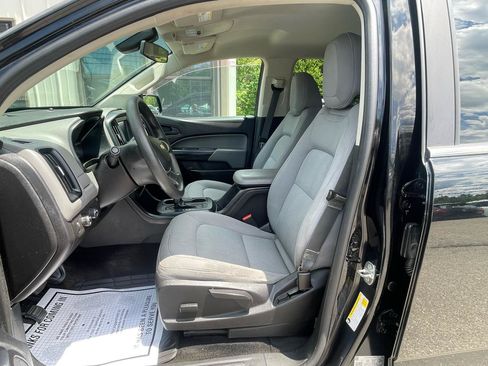 Used 2018 Chevrolet Colorado W/T w/ WT Convenience Package AWD/4WD image 11