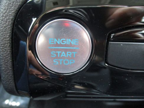Used 2023 Ford Escape Active w/ Tech Pack #1 AWD/4WD image 28