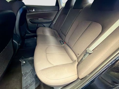 Used 2019 Kia Optima LX image 13