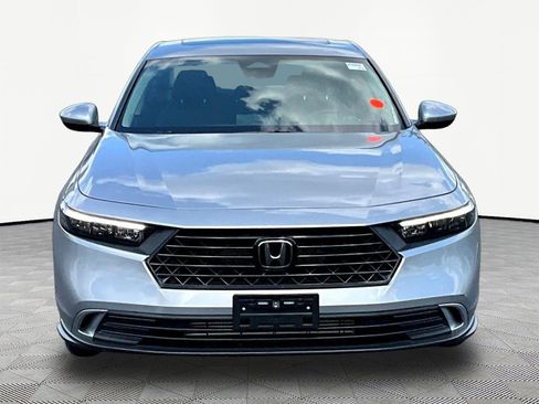 Used 2023 Honda Accord EX image 2
