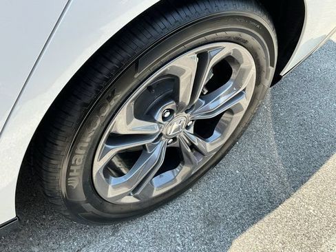 Used 2026 Honda Accord EX-L image 16