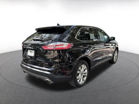 Used 2022 Ford Edge Titanium w/ Equipment Group 301A AWD/4WD image 12