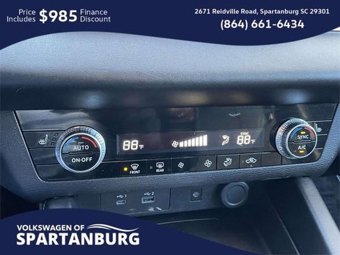 Used 2022 Mitsubishi Outlander SE image 23