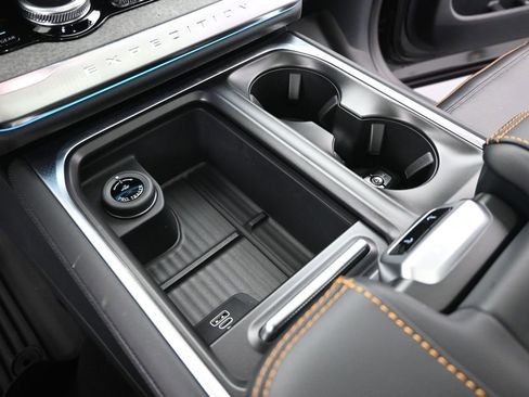 New 2026 Ford Expedition Tremor image 17