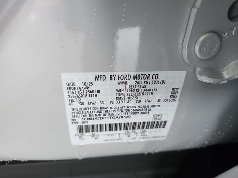 New 2026 Ford Explorer Active image 24