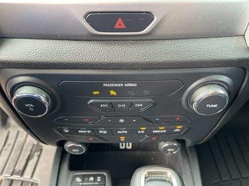 Used 2020 Ford Ranger XLT w/ Equipment Group 302A Luxury AWD/4WD image 21
