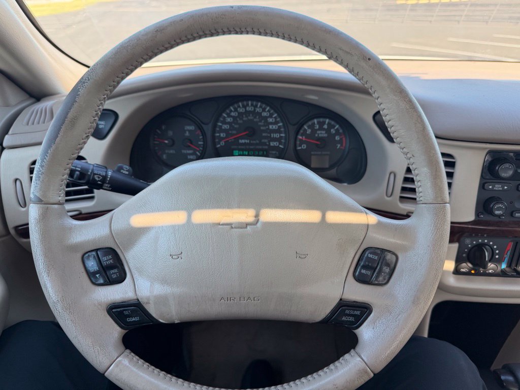 Used 2005 Chevrolet Impala LS w/ Sun And Sound Package FWD image 14