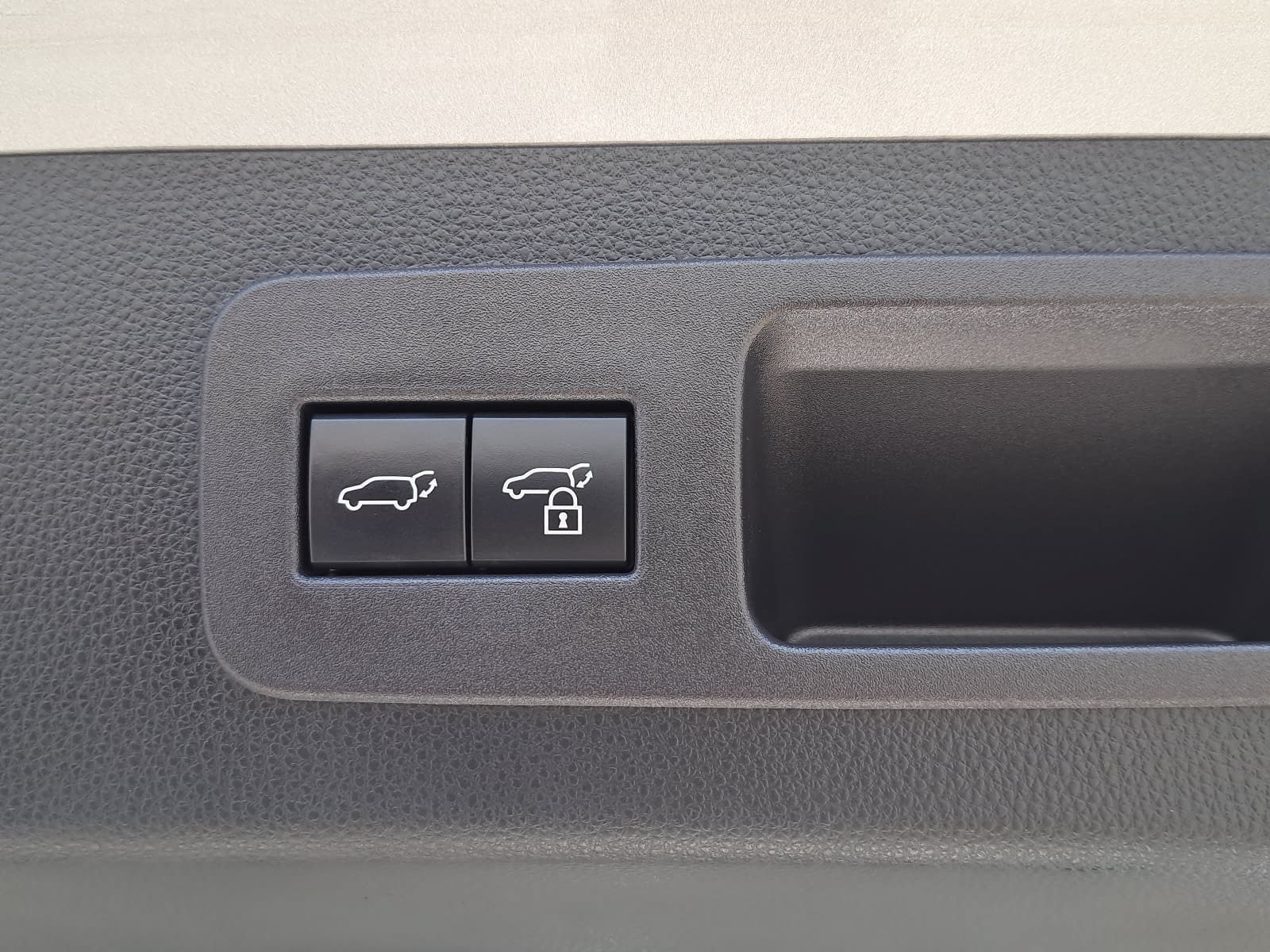 Used 2024 Lexus LX 600 F Sport AWD/4WD image 15