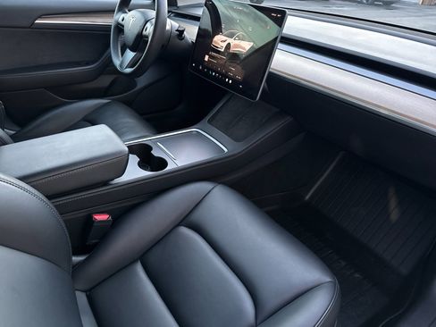 Used 2022 Tesla Model 3 image 15