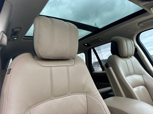 Used 2020 Land Rover Range Rover AWD/4WD image 15
