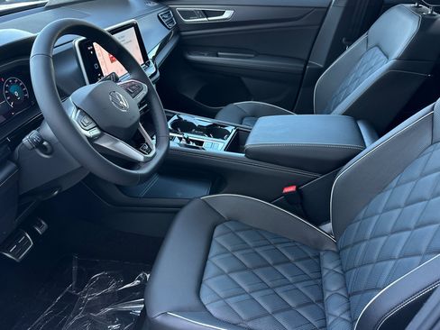 New 2026 Volkswagen Atlas Cross Sport SEL Premium R-Line image 10