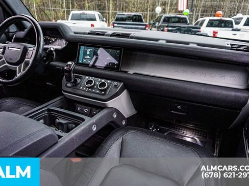 Used 2023 Land Rover Defender 110 X-Dynamic SE AWD/4WD image 25