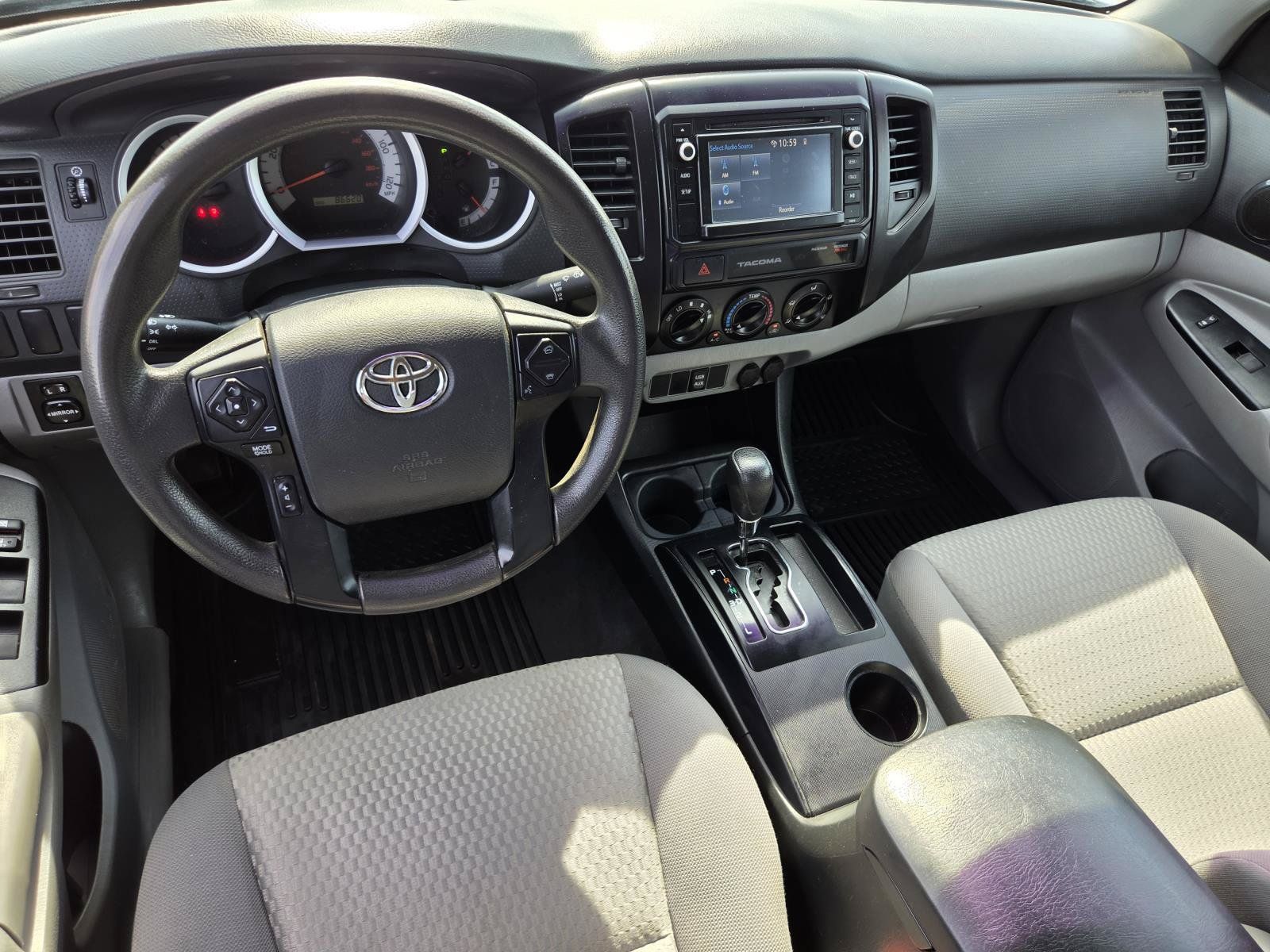 Used 2015 Toyota Tacoma PreRunner RWD image 17