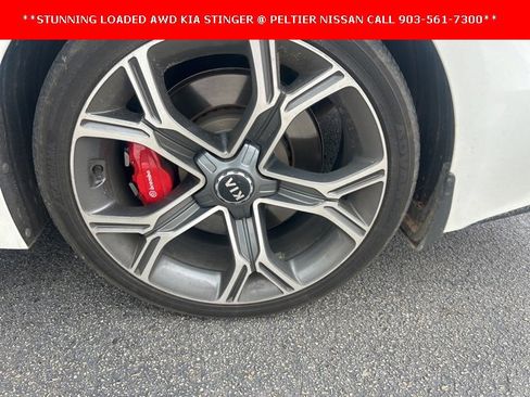Used 2021 Kia Stinger GT2 image 9