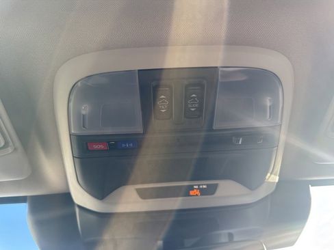 Certified 2025 Subaru Crosstrek 2.0i Premium image 24