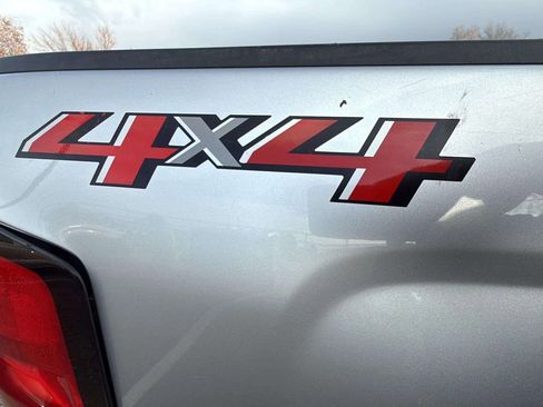 Used 2018 Chevrolet Silverado 2500 LT image 16