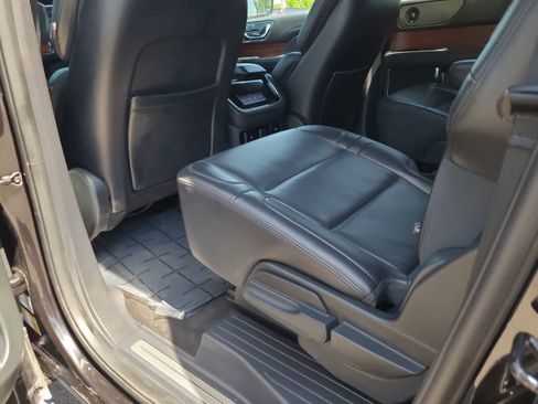 Used 2024 Lincoln Navigator L 4WD image 20