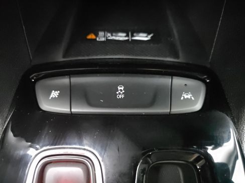 Used 2023 Chevrolet Bolt EUV LT image 38