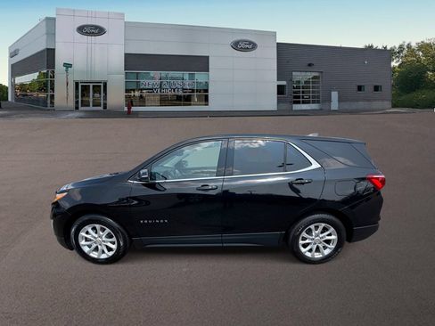 Used 2019 Chevrolet Equinox LT w/ Driver Convenience Package FWD image 6