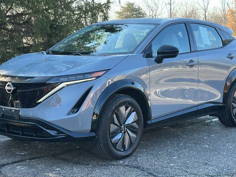 Certified 2024 Nissan Ariya AWD image 2
