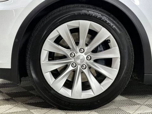 Used 2019 Tesla Model X Long Range image 32