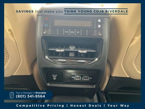 Used 2022 Jeep Grand Cherokee L Limited w/ Luxury Tech Group II image 29