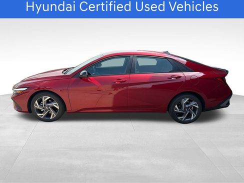Certified 2025 Hyundai Elantra Sport FWD image 2