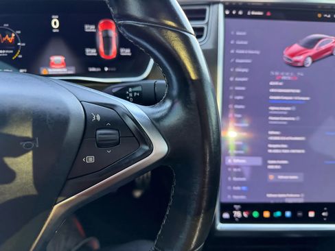 Used 2014 Tesla Model S P85D image 39